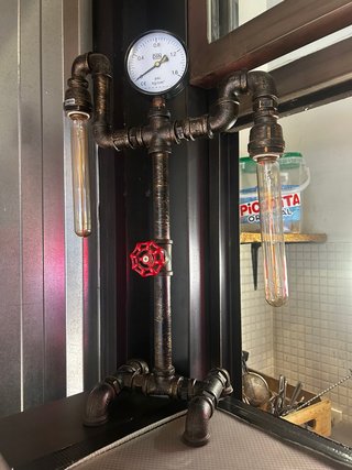 Lámpara Industrial Tubería con Manómetro