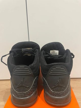 Jordan 3 Noir