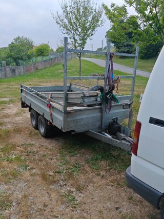 Remolque basculante de dos ejes