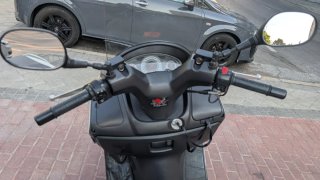 Suzuki Burgman 125 Blanca