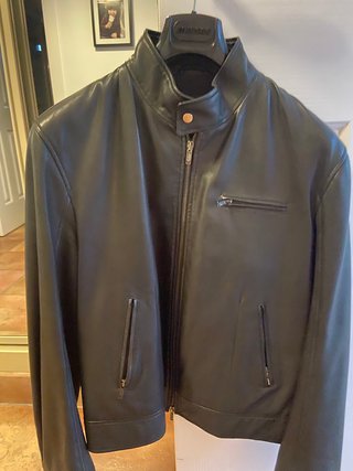 Chaqueta de Piel Emporio Armani Negra