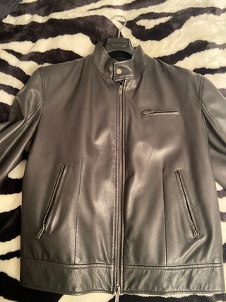 Chaqueta de Piel Emporio Armani Negra