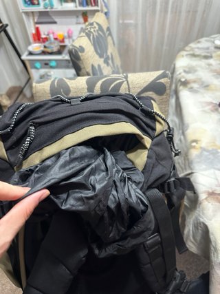 Mochila Clandestine 50L Beige/Negra