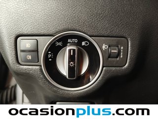 Infiniti Q30 1.6T Premium 90 kW (122 CV)