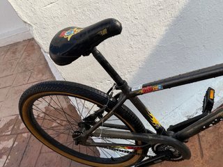 Bicicleta BMX Haro pistol estilo wheli