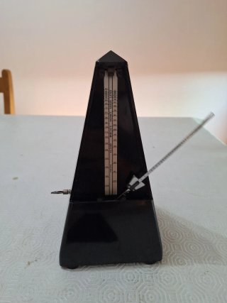 Metrónomo Jaccard de Baquelita