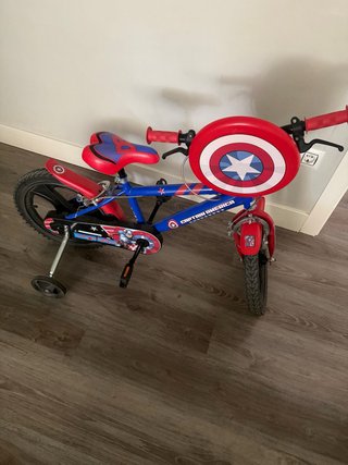 Bicicleta Capitán América niño