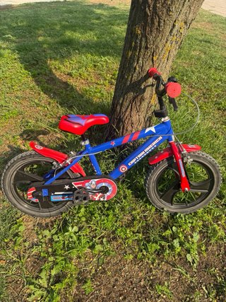 Bicicleta Capitán América niño