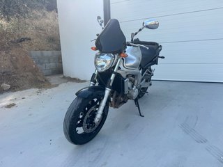 Yamaha FZ6 Naked Plata