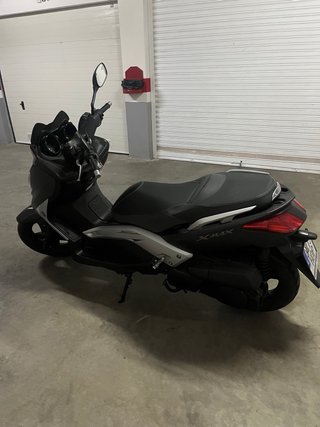 Yamaha X-max 250 sport