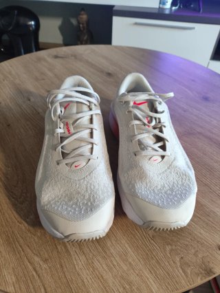 Zapatillas Nike Versair Rojas y Blancas
