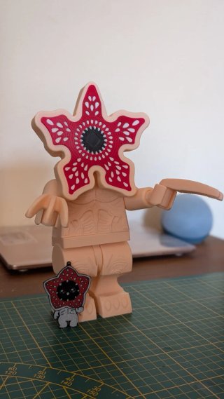 Demogorgone stile Lego, stampato in 3d, alt 30cm