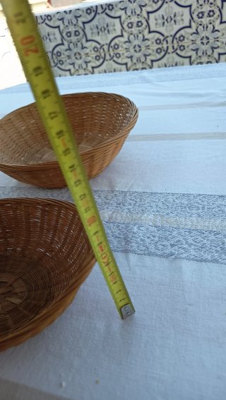 Conjunto de 2 cestos para pão em palha