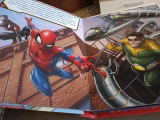 Libro Spiderman Compañeros Arácnidos