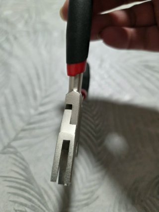Alicate de precisión para manualidades