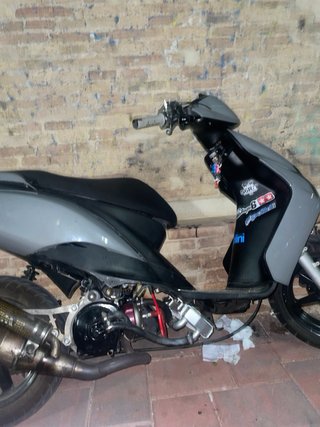 Yamaha Jog RR gris