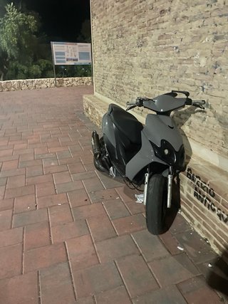 Yamaha Jog RR gris