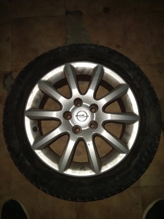 Llanta Opel 16"