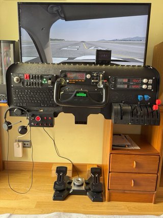 Panel para simulador de vuelo (LOGITECH)