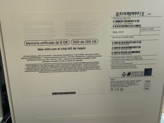 Mac Mini M2 256GB SSD 8GB RAM comprado marzo 2024
