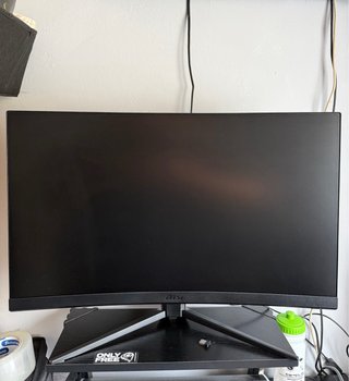 Monitor MSI Curvo 27 180Hz FHD