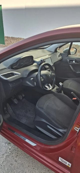 Peugeot 208 2017