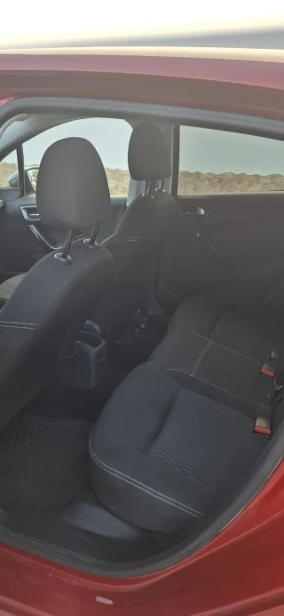 Peugeot 208 2017