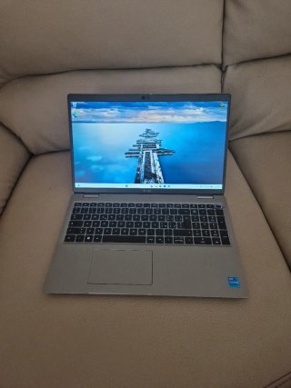 Dell Latitude 5530