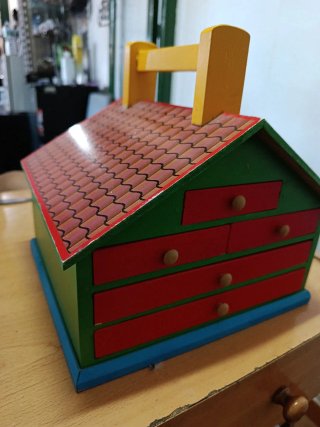 Cajita joyero casa madera
