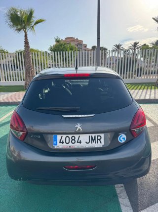 Peugeot 208 2020