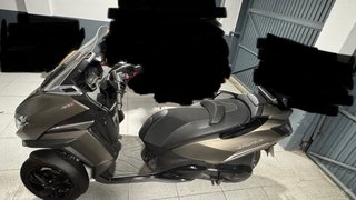 Peugeot Metropolis 400 Scooter