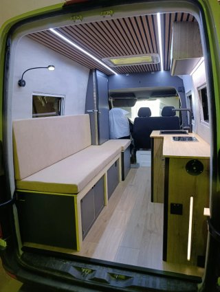 Mercedes-Benz eSprinter 2016