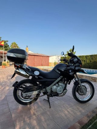 BMW F 650 GS Negra y Plata