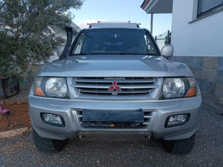 Mitsubishi Montero 2001