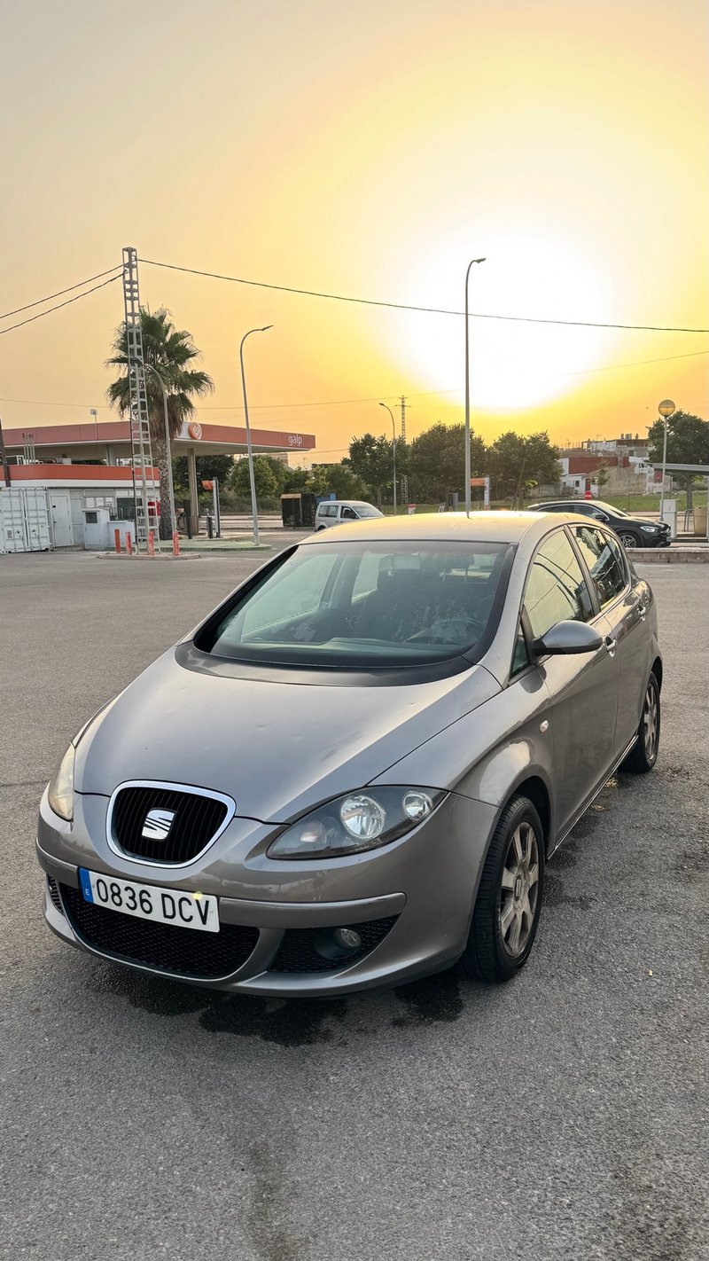 SEAT Toledo de finales de 2004 con 114000km - foto 1