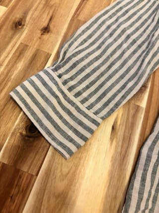 Camisa Rayas Alvaro Moreno Gris y Blanca