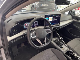 Volkswagen Golf 2025