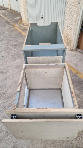 Mueble Camper con Mesa Plegable