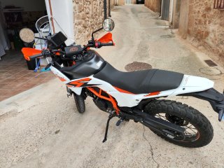 KTM 390 Adventure r Naranja/Blanca