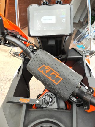 KTM 390 Adventure r Naranja/Blanca