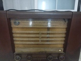 Radio Antigua Marrón Funcional