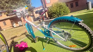 2 Bicicletas Btwin 24” impecables | Cesta + Luces