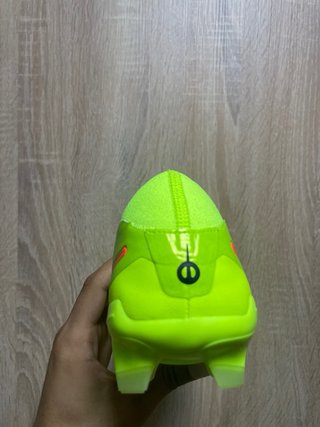 Nike Legend 10 FG amarillo fosferito talla 46