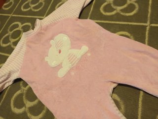 Lote de 7 pijamas de bebé, uno de regalo
