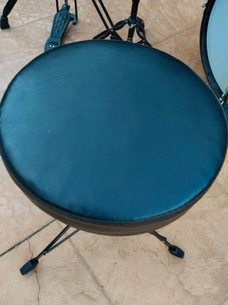 Batería Acústica Completa Negra.