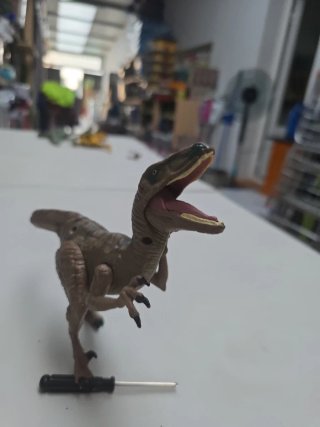 Velociraptor Delta figura