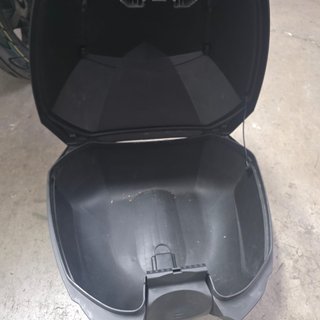 Baúl KYMCO KY30 30L + Soporte + 2 Llaves