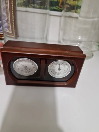 Lote 4 piezas: Globo terráqueo, reloj, termómetro