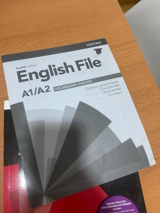 English File A1-A2 Elementary With Online Pract...