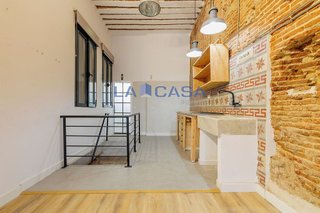 Local comercial en venta en Embajadores - Lavapiés en Madrid